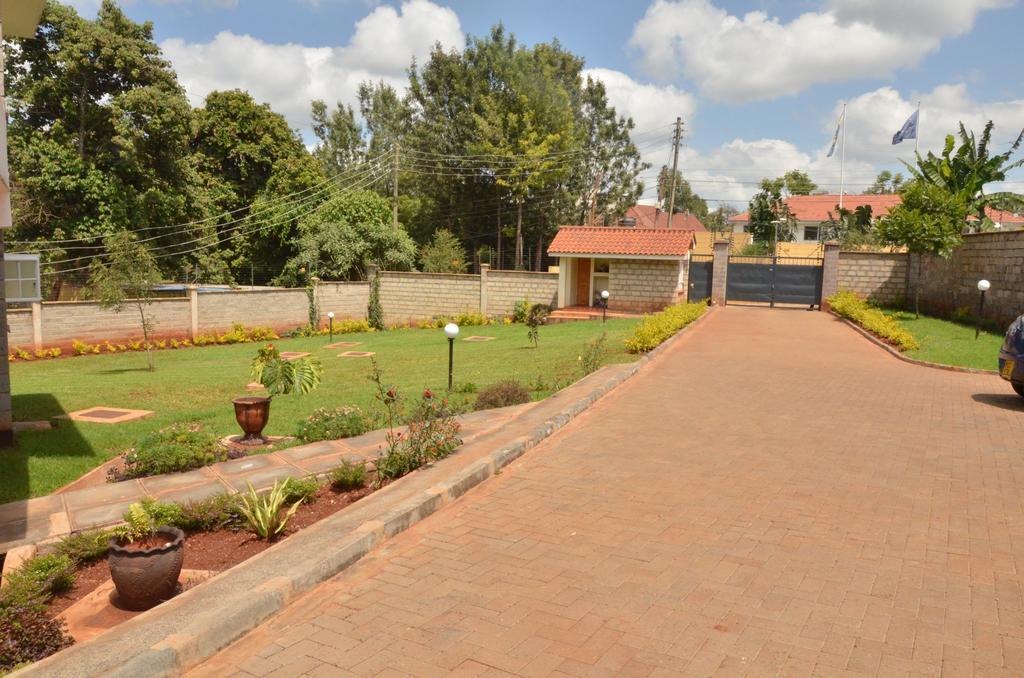 Dolfran Guest House Nairobi Exterior photo